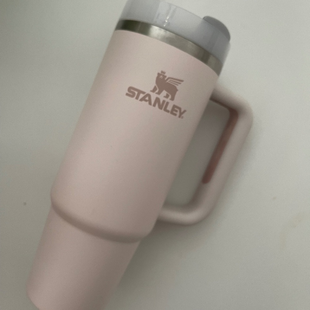 Stanley Quencher 30oz Baby Pink